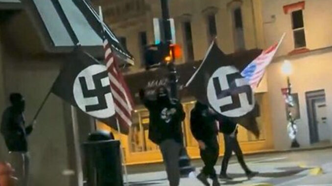 MAGA Nazis chanting "heil hitler, heil Trump"