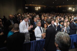 President_Obama_greets_Dr_Anthony_Fauci_9203044910_l_(14352845344)